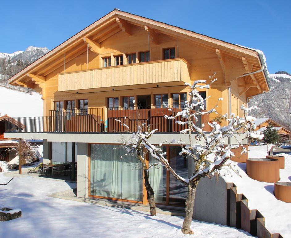 Chalet Park Apartment Mit Sauna Hamam Diemtigen エクステリア 写真